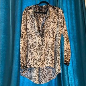 Massimo Silky black and white hi low shirt